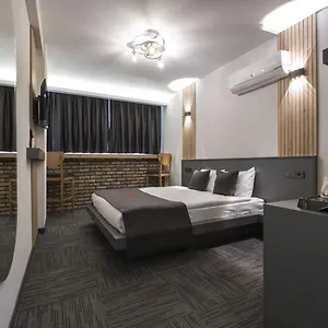 Dewy Otel
